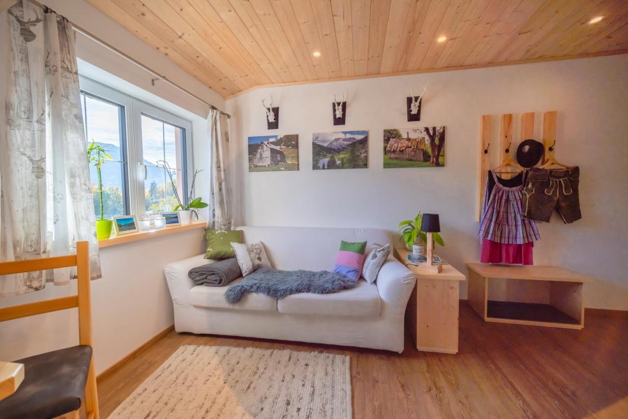 Ferienwohnungen Seraphine und Theresia Grundlsee Exterior foto